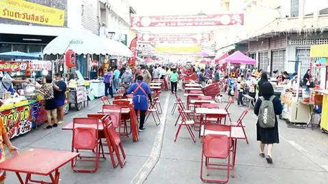 สั่งปิดโรงเรียนในพิจิตรหนีโควิด กระทบงานงิ้วฯ เงียบเหงาคนเที่ยวบางตา