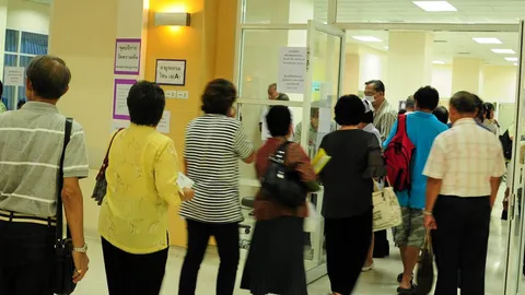 ขึ้นทะเบียน 34 คลินิกดูแลสิทธิบัตรทองที่ถูกเลิก