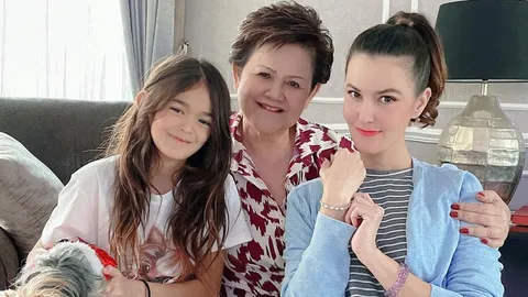 ธัญญ่า ปลื้มแม่สามีให้สร้อยข้อมือเพชรในวันเกิด น้องสาวเป๊กคอมเมนต์แซว