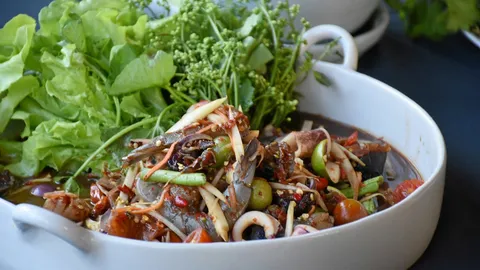 “ระเบียงแซ่บ” อร่อยเด็ดรสมือแม่