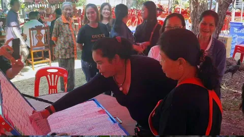 "เจ๊อ๋อ 90 ล้าน" ไม่ขัดใจแฟนๆ ช่วยหยิบโชคใหญ่ก่อนงานสวดศพน้องอุ๋งอิ๋ง