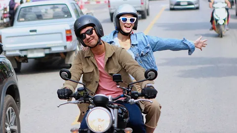 “พระพาย” ติดใจซ้อนบิ๊กไบค์ “พี่เวียร์” ในรายการ “Super Weir ซูเปอร์เวียร์”