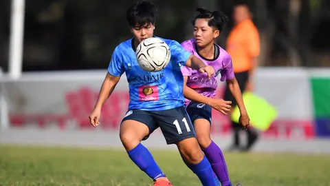 "ปทุมธานี" เฉือนหวิว "บ้านสมเด็จ" 1-0 ขึ้นที่ 8 บอลโกแฮร์ยูลีกหญิง