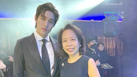 “2 นางเอก”