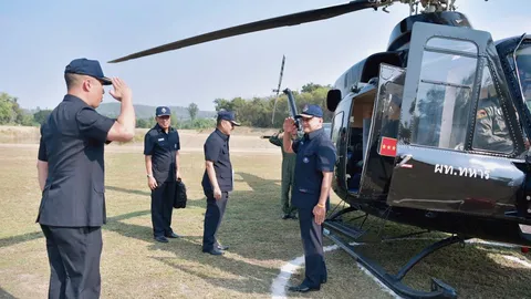 ผบ.นทพ. ตรวจเยี่ยมบำรุงขวัญ นพค.15 พร้อมชมฟาร์มตัวอย่าง โคกหนองนาโมเดล