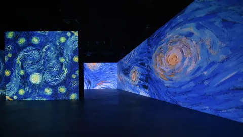 จุดนัดพบนิสิตเก่าศศินทร์ ดื่มด่ำงานศิลป์สร้างแรงบันดาลใจ