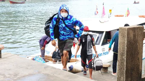 ศรชล.ภาค 3 รับมอบ 20 ลูกเรือ และนักท่องเที่ยวเรือ POLARIS ONE กลับไทย 