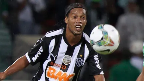 เอาใจช่วย "โรนัลดินโญ" เผยแม่ติดโควิด-19 รักษาตัวในไอซียู