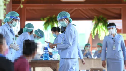 กทม.พบติดโควิดเพิ่ม 14 ราย 98% เชื่อมโยงสมุทรสาคร ขอความร่วมมืองดงานปีใหม่