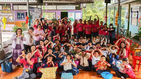 ยูนิไทย สร้างสาธารณูปโภคถวายวัด มอบสิ่งของจำเป็นแก่นักเรียนที่จ.น่าน