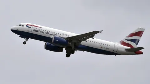 ระทึก นักบินผู้ช่วยบริติช แอร์เวย์ หมดสติกลางเวหา ต้องลงจอดฉุกเฉิน 