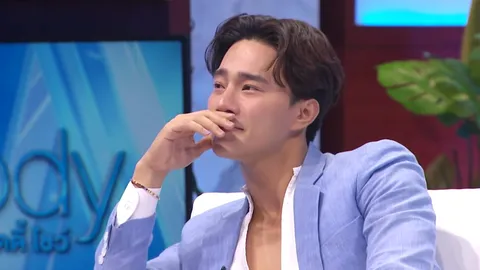 น้ำตาท่วม บี้ กอดคอ ไต้ฝุ่น ร้องไห้ คนเดียวที่ยื่นมือช่วยเหลือตอนลำบาก