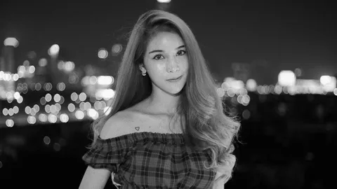 โซเชียลแห่อาลัย "พิพลอย" พัชราพร หลังประสบอุบัติเหตุรถชนเสียชีวิต