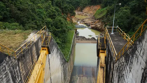 เขื่อนบางลาง จ.ยะลา หยุดระบายน้ำทางสปิลเวย์ หลังระดับน้ำกลับสู่สภาวะปกติ