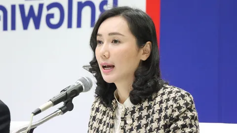 เพื่อไทย แขวะ "บิ๊กตู่" ลอกการบ้านเก่า แจกเงินเยียวยา 3.5 พัน 2 เดือน  