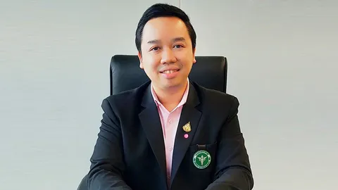 รองนายแพทย์ สสจ.นนทบุรี คาดจะกลับมาใช้ชีวิตแบบนิวนอร์มอลได้กลาง ก.พ.64