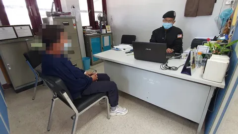 ตร.วังสะพุง แจ้ง 3 ข้อกล่าวหา จนท.ปกครองปืนเร็ว ชักยิงขู่ "ไผ่ ดาวดิน"