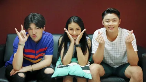 “ซัน-ฟอร์ม-หมิว” อยู่บ้านหยุดเชื้อ ส่งความห่วงใยสู้ภัย “โควิด-19”