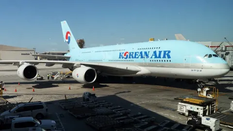 'โคเรียน แอร์' ขายหุ้นเตรียมซื้อ 'เอเชียนา แอร์ไลน์ส'