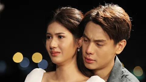 “แบงค์’ กอด “พิ้งค์พลอย’ น้ำตาท่วม เจอเหตุพลิกผันตอนจบ “รหัสริษยา”