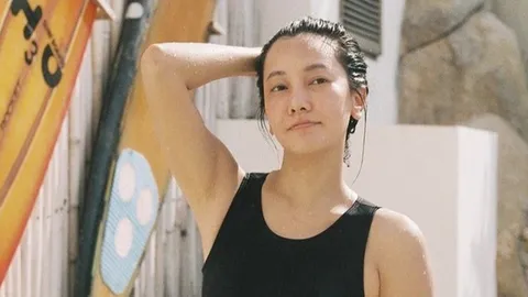 นานๆ ใส่ที นุ่น วรนุช อวดหุ่นในชุดว่ายน้ำ โชว์หน้าสดการันตีความหน้าเด็ก