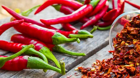 ร้องพริกแดงแพงหูฉี่ขายเม็ดละบาท ส้มตำ-ร้านยำ ขู่ขึ้นครกละ 5-10 บาท