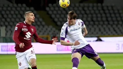 ฟิออเรนตินา 9 คน โดน โตริโน ไล่เจ๊าท้ายเกม 1-1 ศึกเซเรีย อา