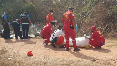 หนุ่มโคราชโดนยิงแสกหน้าดับ เพื่อนชายคนสนิท อ้างปืนลั่น