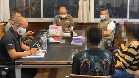 หนุ่มซิ่งกระบะ ชนตำรวจมอบตัว อ้างตกใจกลัว "รถแต่ง-ไม่มีใบขับขี่" 