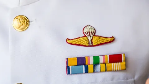 อธิบดีสายสี่