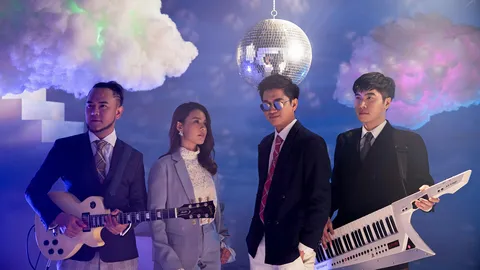 “JETSET’ER” แท็กทีม "เปาวลี" ควง "เอิร์ธ" สามี เผยสีสันชีวิตคู่ใน "มนต์รักดิสโก้"