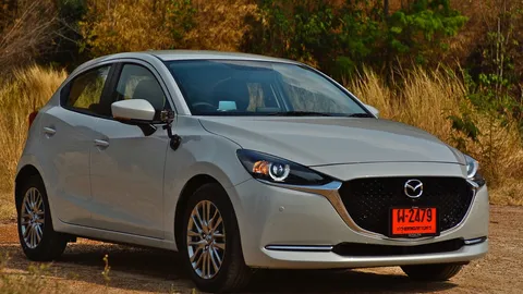 เพิ่มของ แต่ไม่ขึ้นราคา MAZDA 2 COLLECTION 2021 