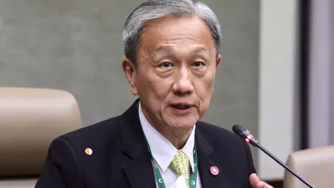 แพทยสภา แถลงจุดยืน 4 ข้อ หลังอาสาพยาบาลบาดเจ็บ จากเหตุสลายม็อบ 13 กุมภา