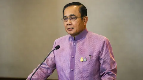 "บิ๊กตู่" ย้อนถาม เหตุปะทะม็อบใครเป็นคนทำ ยัน ให้เป็นไปตามกฎหมาย 