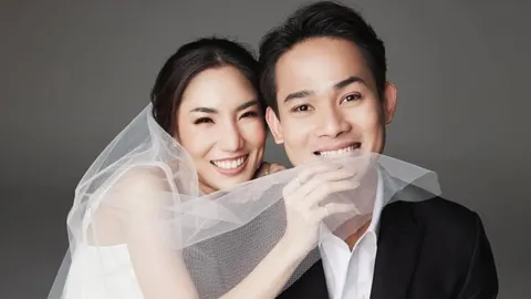 "บาส พีระพัฒน์" นักฟุตบอลทีมชาติไทย เข้าพิธีวิวาห์กับแฟนสาวแล้ว 