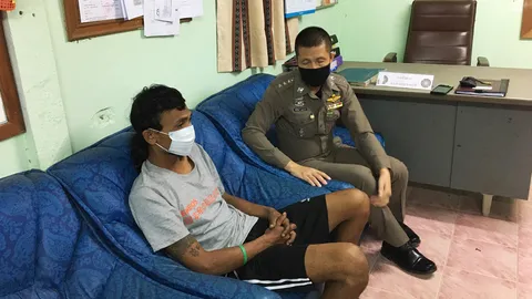 ผัวโหดแทงเมียดับ ระแวงปันใจ เข้ามอบตัวพร้อมลูกสาววัย 2 ขวบ