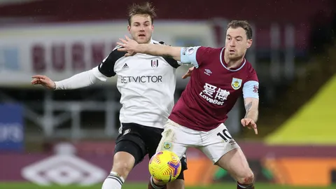 บาร์นส์ซัดกู้ชีพ เบิร์นลีย์ เปิดรังไล่เจ๊า ฟูแลม 1-1 ศึกพรีเมียร์ลีก