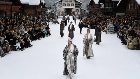 ธรรมดาโลกไม่จำ "โคโค่ ชาเนล" จากขบถแฟชั่น สู่ตำนานไม่มีวันตาย