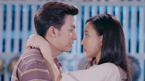 “แก้วลืมคอน” พักดราม่าชั่วคราว ส่งฉากฟิน “กั้ง” สอน “กรีน” เต้นรำประชิดตัว