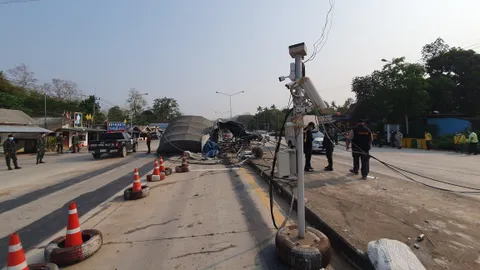 จนท.ผวา "ด่านท้ามัจจุราช" เหตุตั้งในจุดทางลงเขา เสียวรถบรรทุกแหกโค้งชน