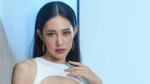 นิว "เฌอเบลล์ ลัลณ์ลลิน" สวยเป๊ะปัง อวดเซ็กซี่เบาๆ