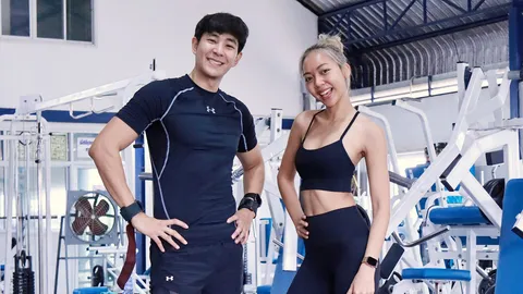 "บิ๊ก-ณทรรศชัย" โชว์ที่มาซิกซ์แพ็กกล้ามสวย ช่วยสาว "ตั๊ก" หวานใจเป็นเทรนเนอร์ออกกำลังกาย