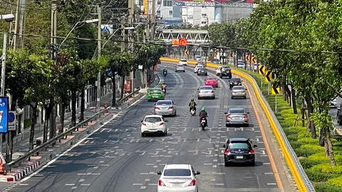 รับโค้งรัชดาอันตราย 2 ฝั่ง แต่ กทม.แก้ขาออกก่อน-ขาเข้ากายภาพจำกัด