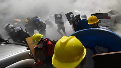 เมียนมาปะทะเดือด ใช้กระสุนจริง ผู้ชุมนุมตายเพิ่ม