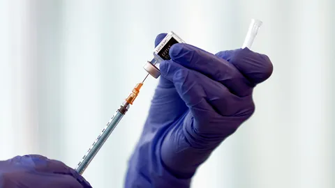 ตร.จีน-แอฟริกาใต้ ทลายเครือข่ายวัคซีนโควิดปลอม จับผู้ต้องสงสัย 84 คน