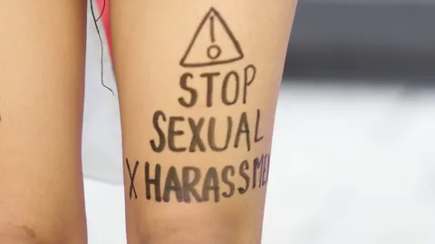 แอลจีบีที (LGBT) คืออะไร ประกอบด้วยอะไรบ้าง  