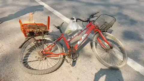 เศร้าป้าคนสู้ชีวิตที่แพร่ หาเลี้ยงสามีพิการ โดนกระบะชนจักรยานดับคาที่