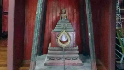 โจรใจบาป ขโมยพระศรีอาริย์จำลอง วัดไลย์ ลพบุรี เชื่อเกลือเป็นหนอน