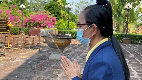 ป้าไพนางรำ ท้าสาบานพระ แม่ค้าขายหวย ปมชวด 12 ล้าน