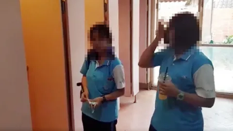 ล่าโรคจิต มือถือส่อง แอบถ้ำมอง ม.2 เข้าห้องน้ำ ครูเตือน นร.ระวังตัว